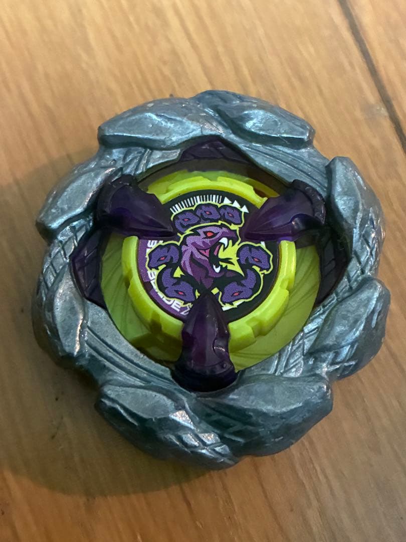 ベイブレードX 中古　オロチクラスタ6-60LF