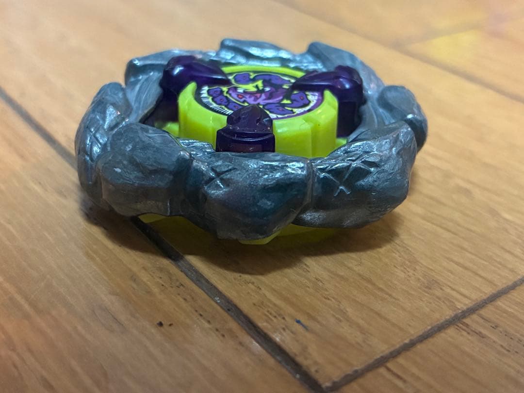 ベイブレードX 中古　オロチクラスタ6-60LF