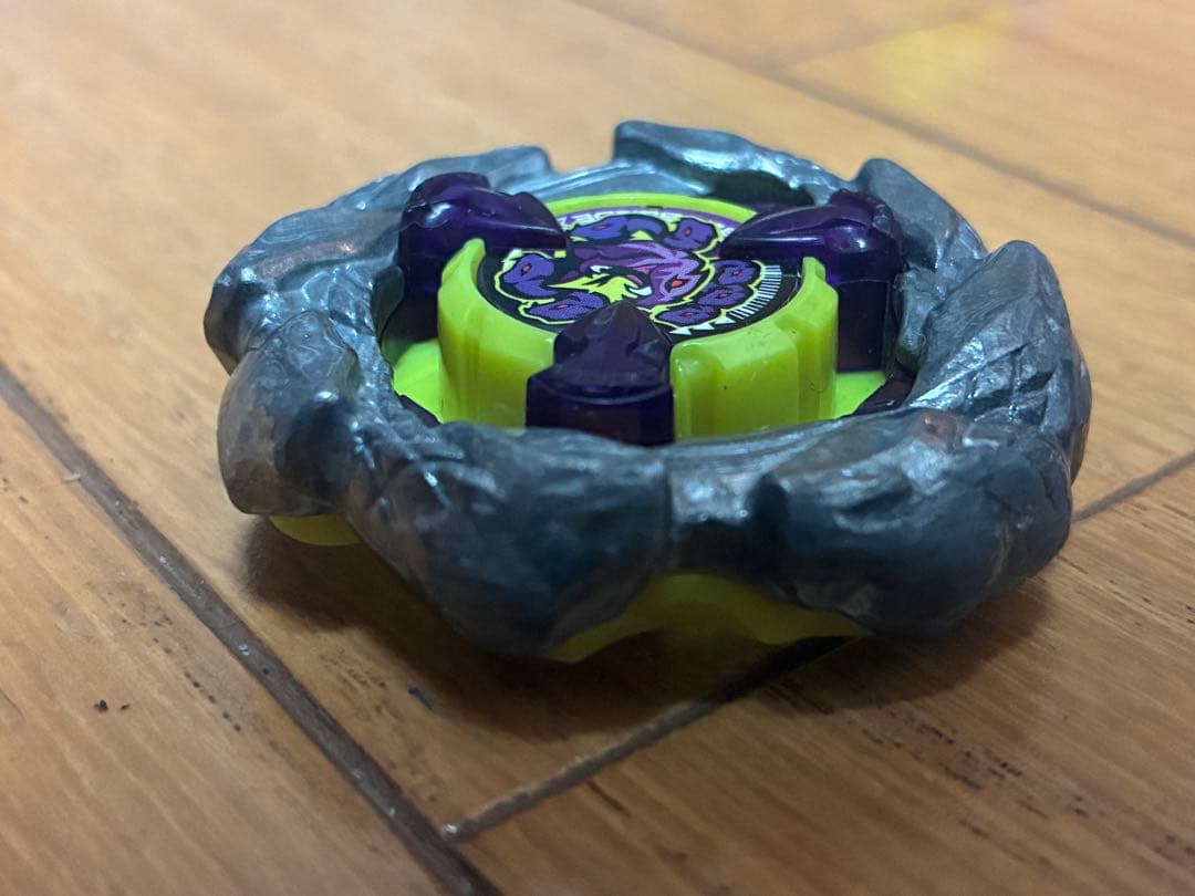 ベイブレードX 中古　オロチクラスタ6-60LF