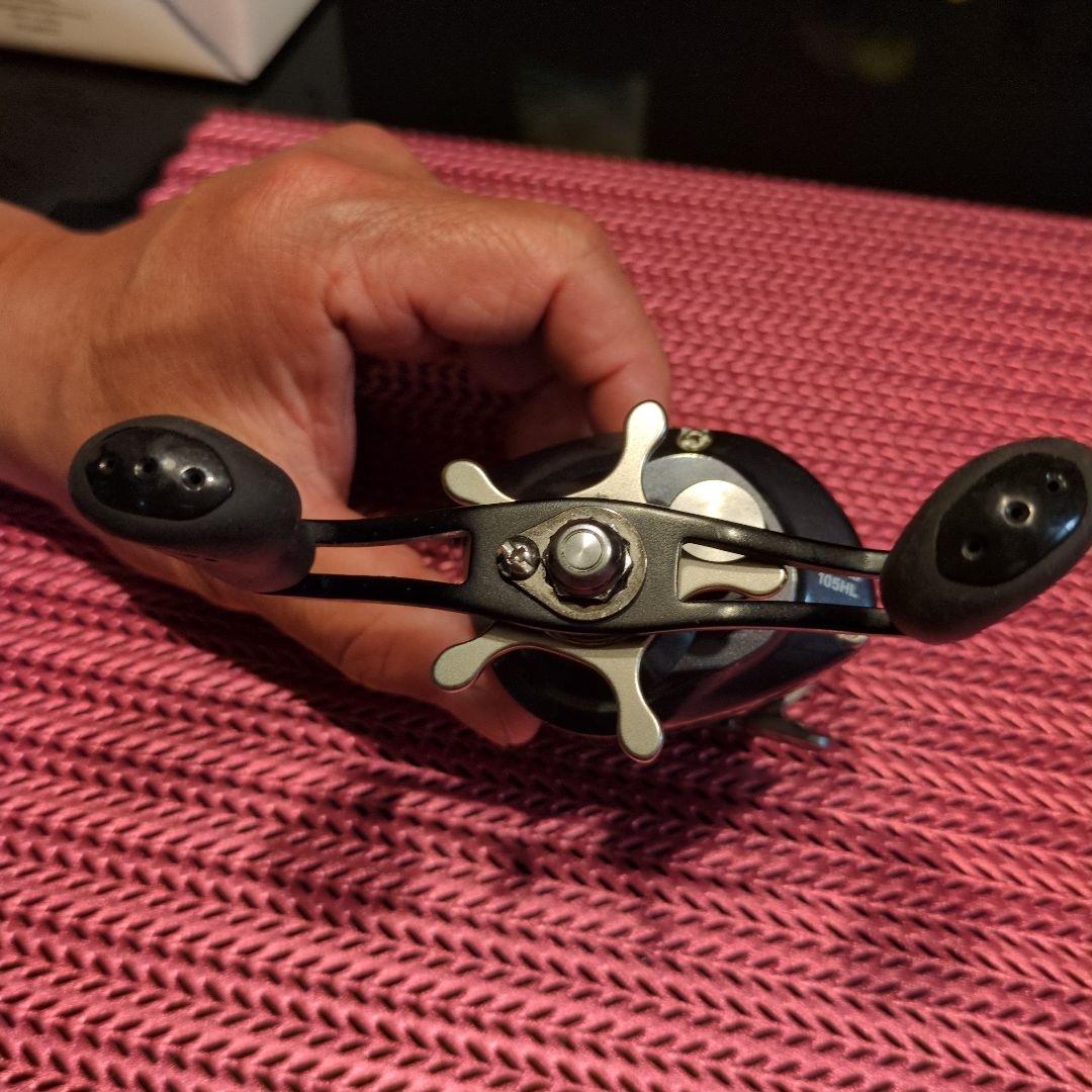 Daiwa ALPHAS 105H Finesse Custom ベイトリール