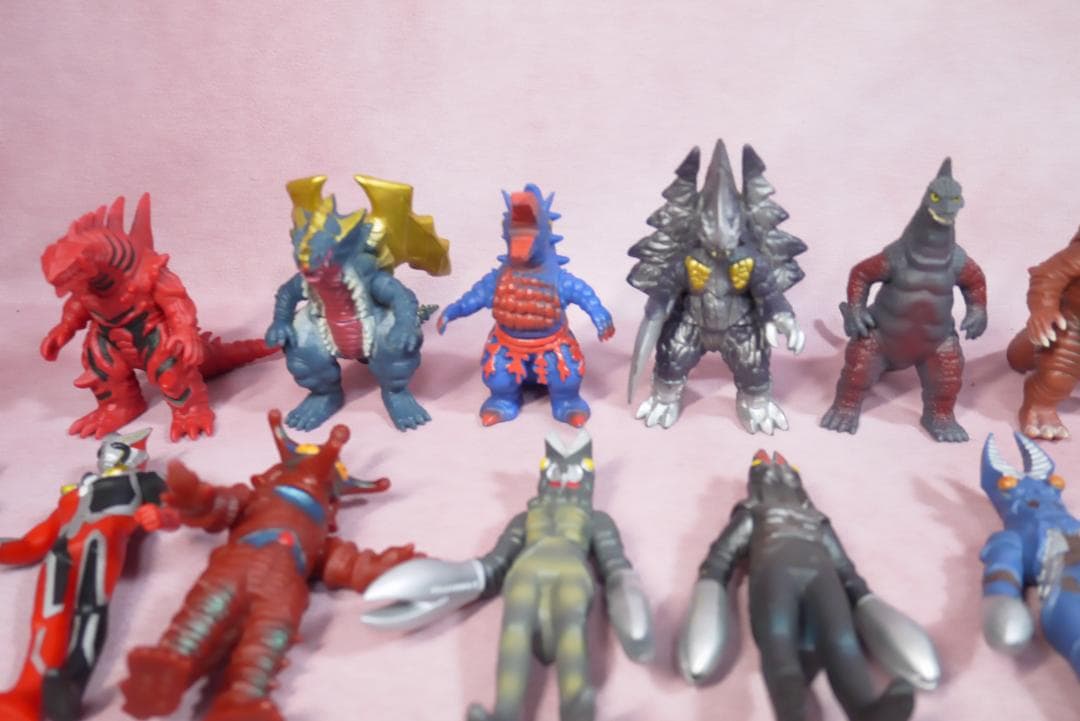 ウルトラマン　ウルトラ怪獣　ミニソフビ　57体