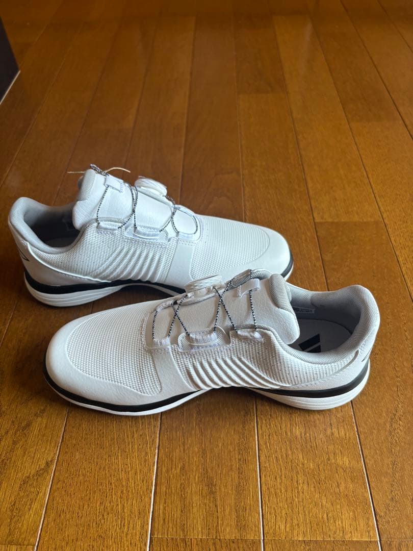 新品未使用　adidas レディースゴルフシューズ