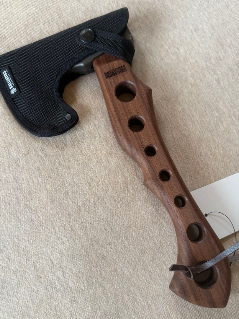 新品 BALLISTICS ドリルド ハンド アックス ウォールナット ブラック
