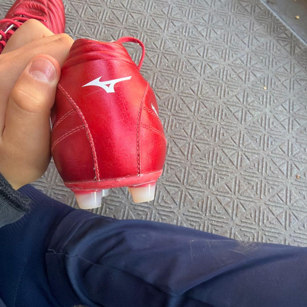 Mizuno 赤 サッカーシューズ・スパイク
