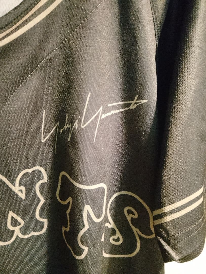 希少　読売ジャイアンツ&Yohji Yamamoto　コラボユニフォーム送料無料