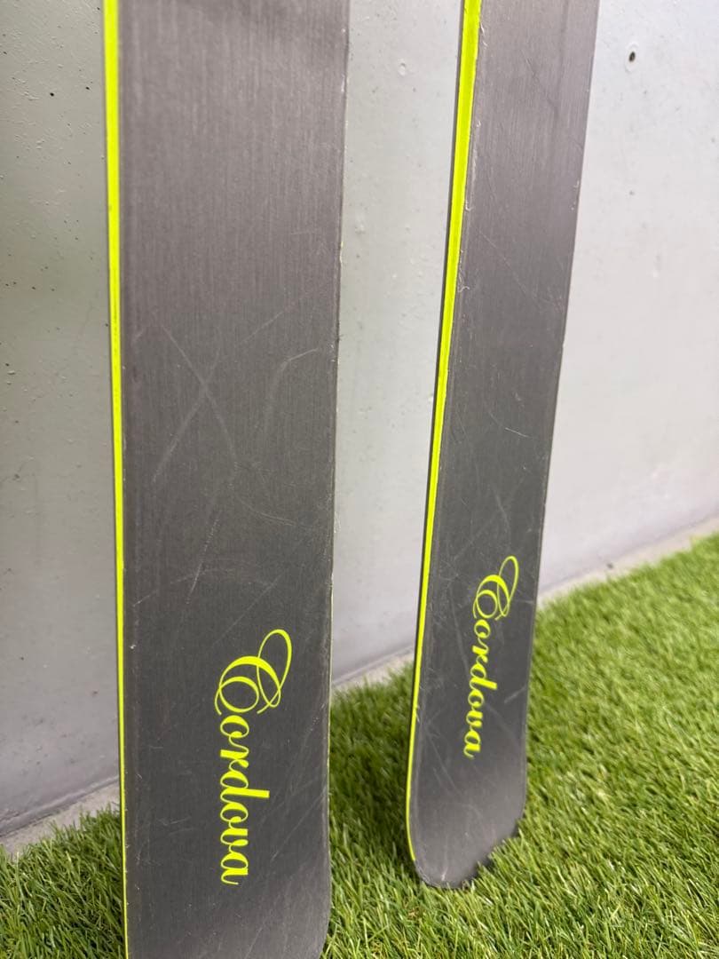 ベクターグライド　コルドバスーパーライト 180cm kingpin シール付き