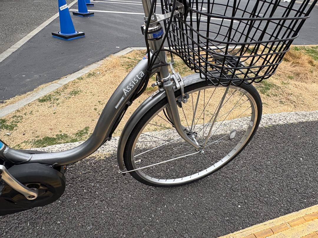 中古ブリヂストン電動アシスト自転車　6.2Ah 大阪　081