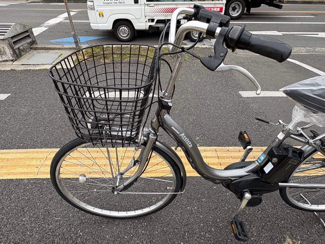 中古ブリヂストン電動アシスト自転車　6.2Ah 大阪　081