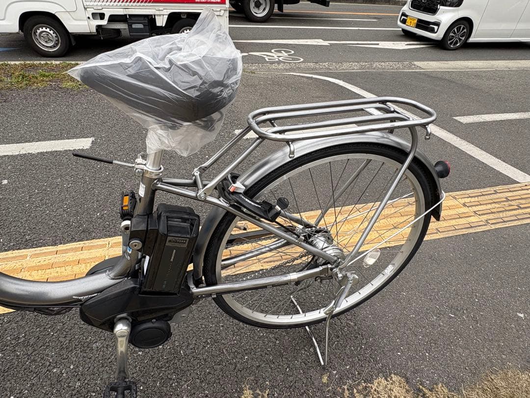 中古ブリヂストン電動アシスト自転車　6.2Ah 大阪　081