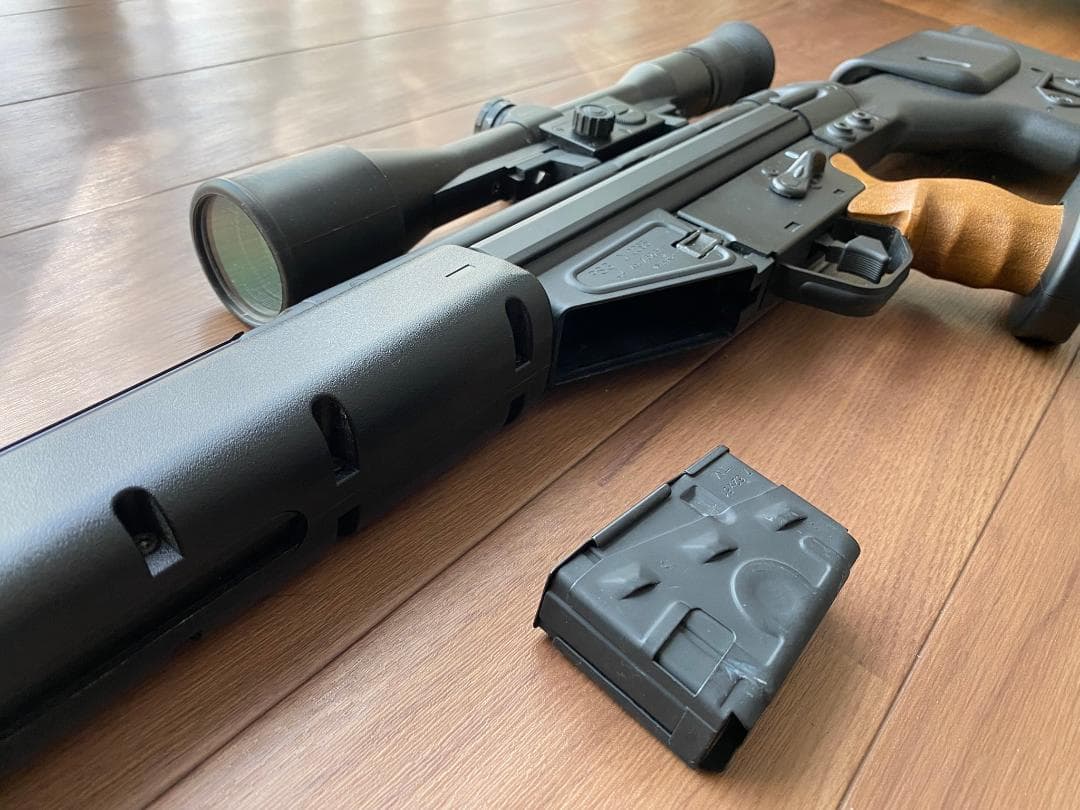 東京マルイ　H&K PSG 1 スナイパーライフル［4ｘ40スコープ装備］