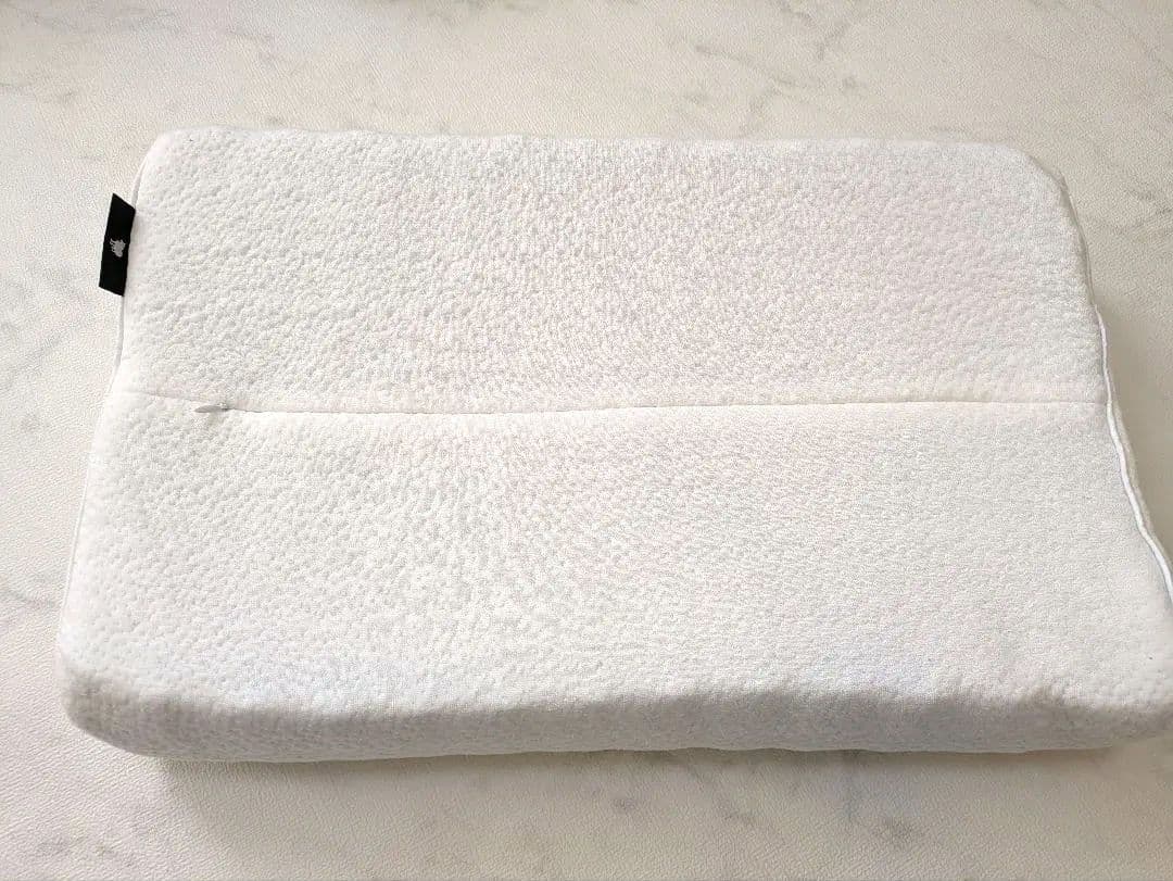 ヒツジのいらない枕　至極(カバー付き)