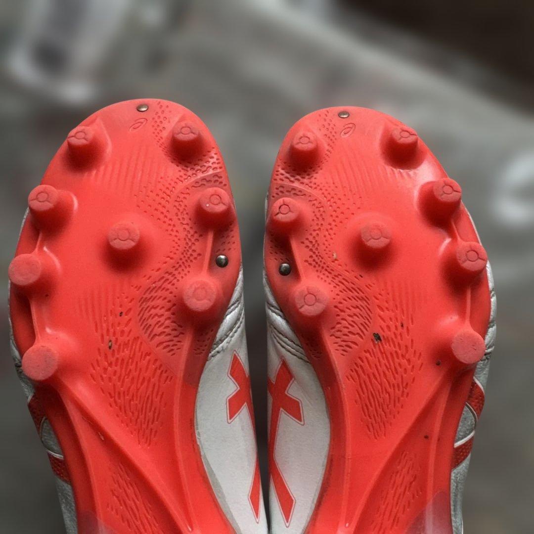 ASICS DS lightサッカーシューズ ホワイト/レッド27cm