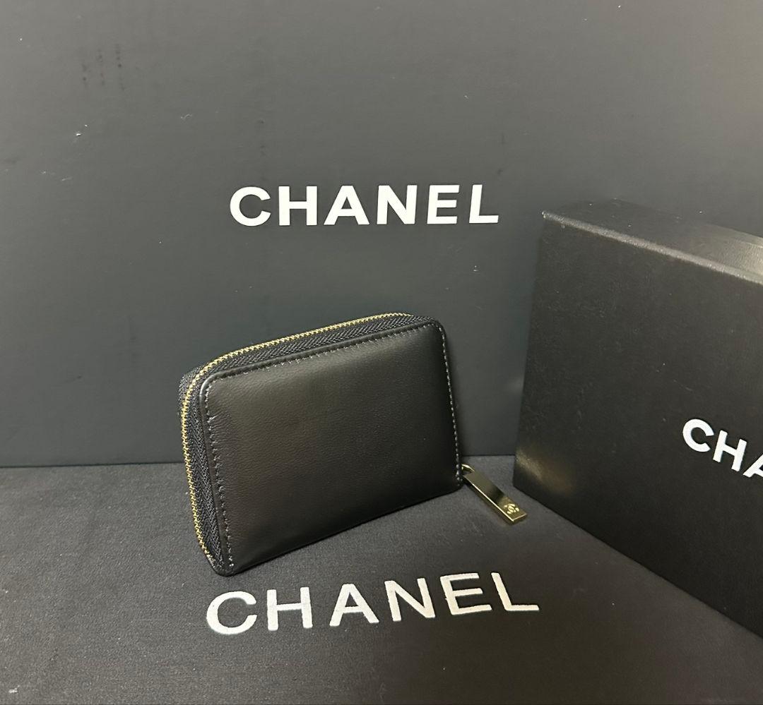 CHANEL ノベルティラムスキンレザー ケース小銭入れブラック