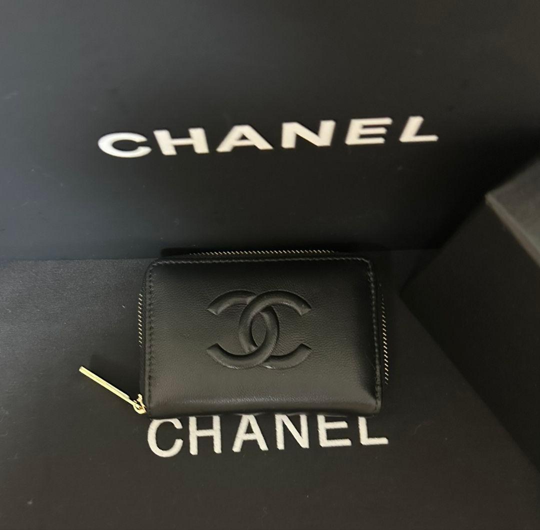 CHANEL ノベルティラムスキンレザー ケース小銭入れブラック