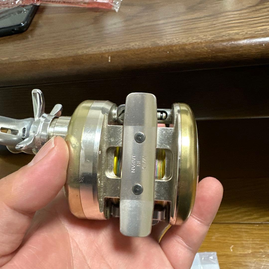 イ*カ様 Daiwa 205 ミリオネア　 ベイトリール　値下げ交渉あり