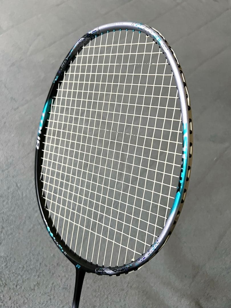 YONEX アストロクス88Dツアー 4UG5 / ASTROX88D TOUR