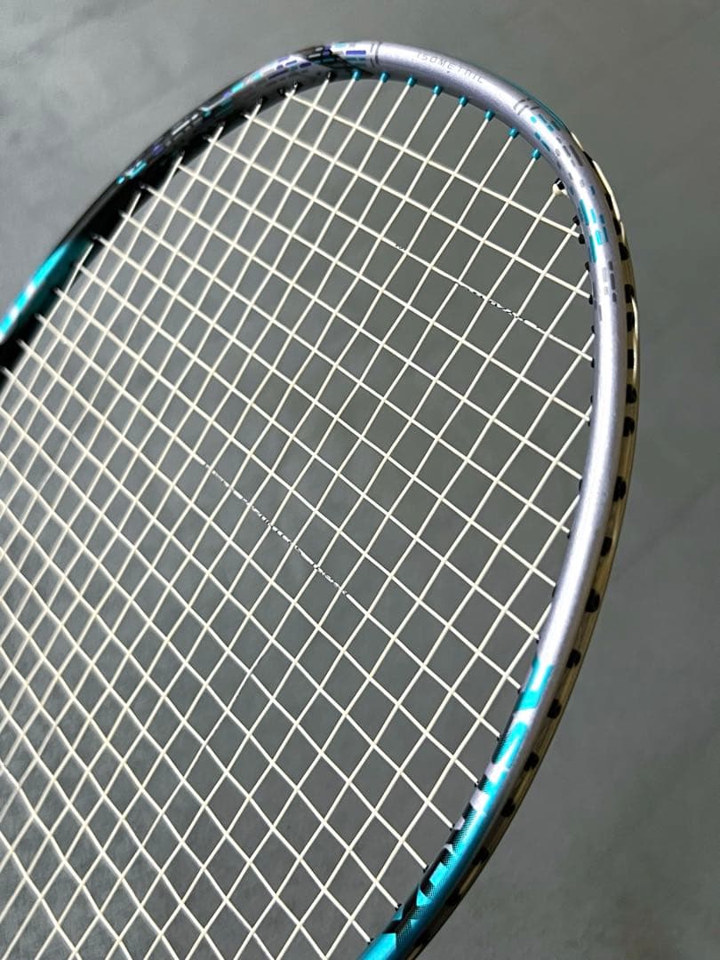 YONEX アストロクス88Dツアー 4UG5 / ASTROX88D TOUR