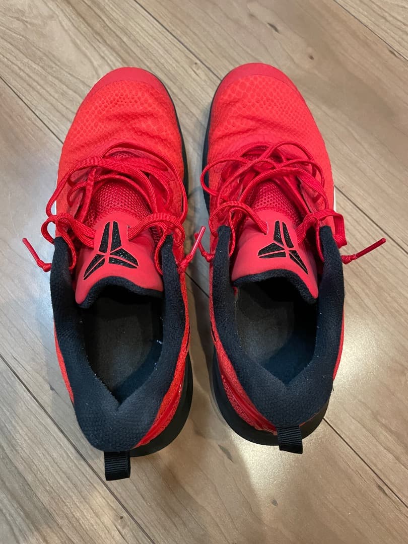 NIKE コービー　マンバフォーカス　ユニバーシティレッド　27.5cm