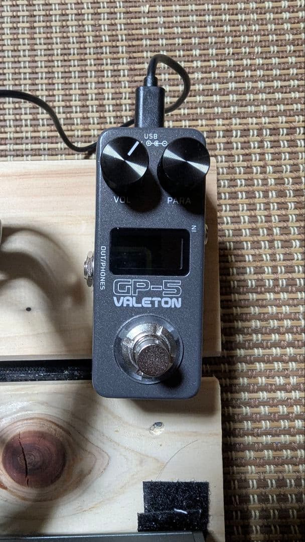 ギター VALETON GP-5 + MELO AUDIO MIDI COMMANDER
