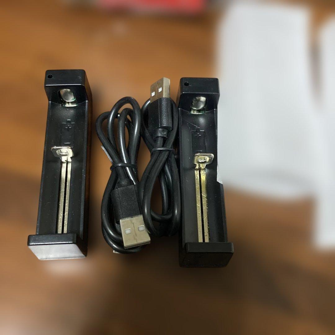 ヘッドライト　ランプ　7個セット　電池&充電器付き