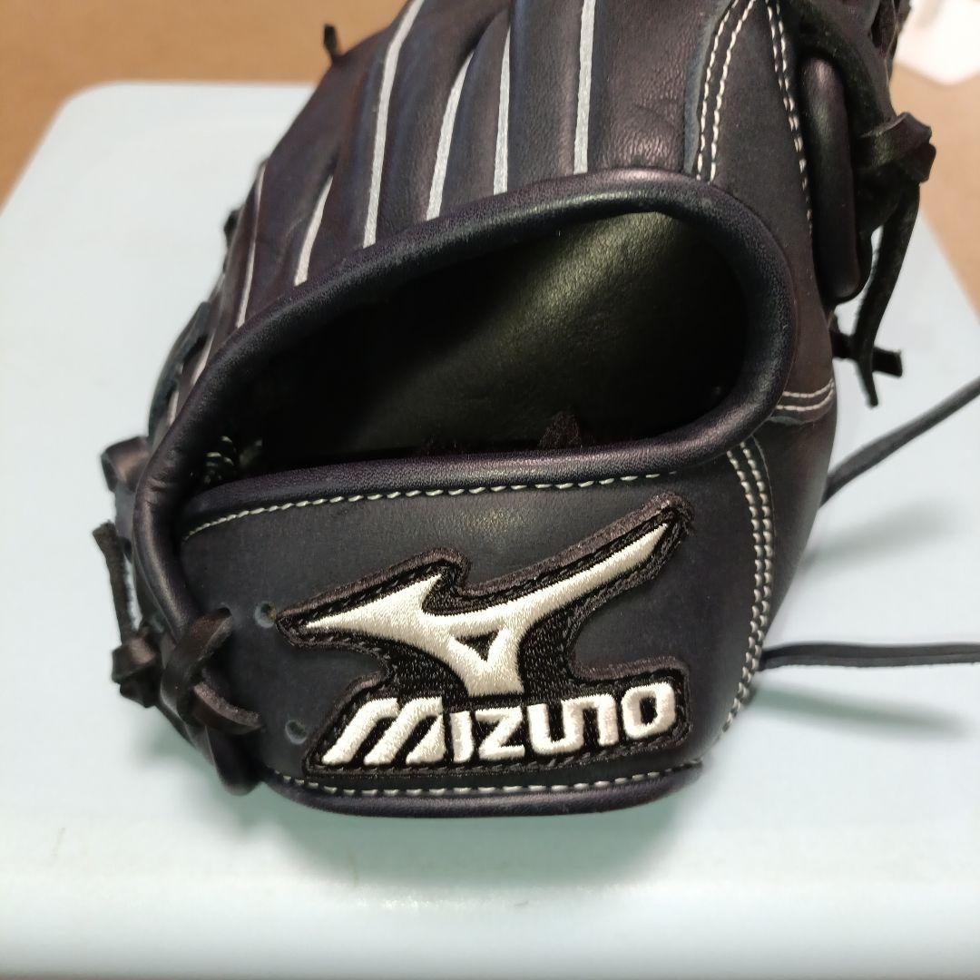 美品【 MIZUNO 】イチローモデル 一般軟式 グローブ 外野用