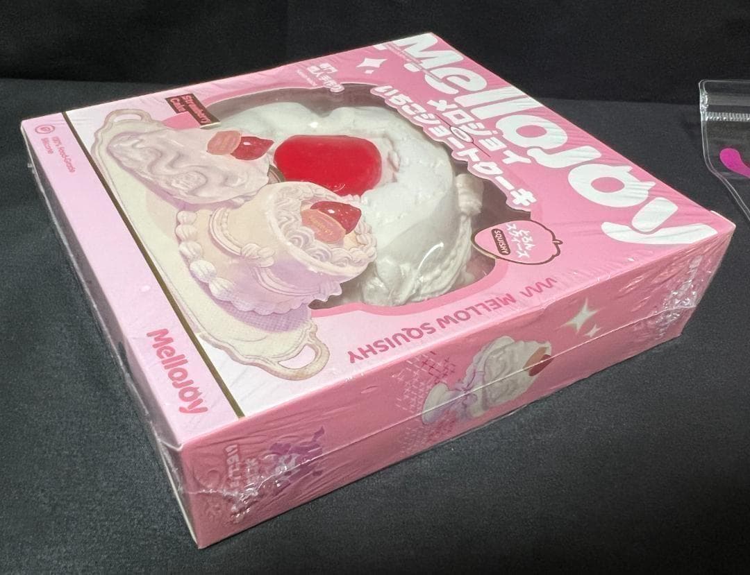 メロジョイ　いちごショートケーキ　ホール mellojoy　スクイーズ　もちもち