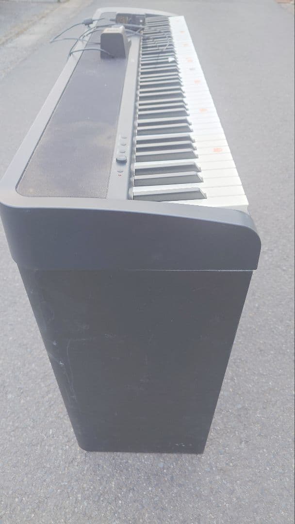 KORG☆電子ピアノ B1 88鍵埼玉県越谷市引き取り限定