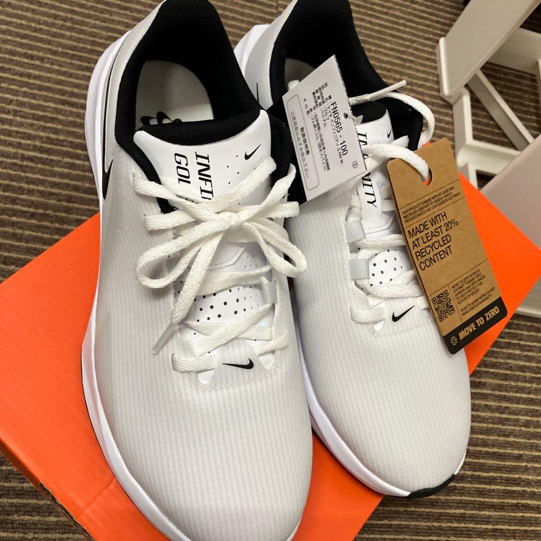 Nike インフィニティホワイトゴルフシューズ新品27cm