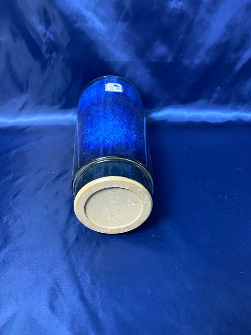 青色陶器花瓶 円筒形
