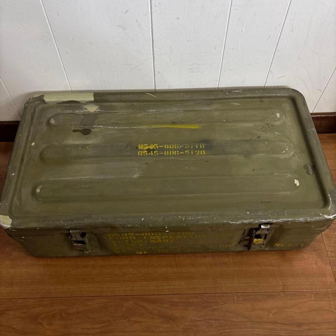 米軍　実物　アルミコンテナ　送料無料