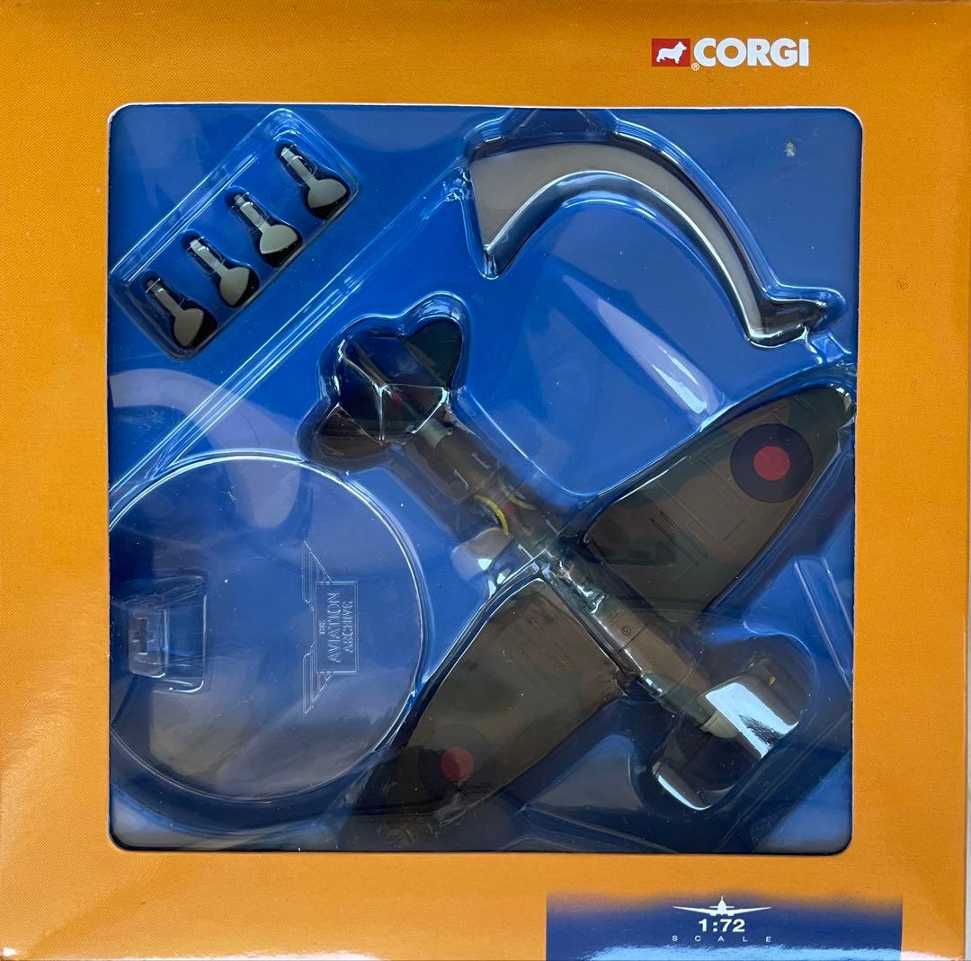 絶版新品　コーギー1/72 スピットファイア　MkⅡA ダグラス・ベーダー