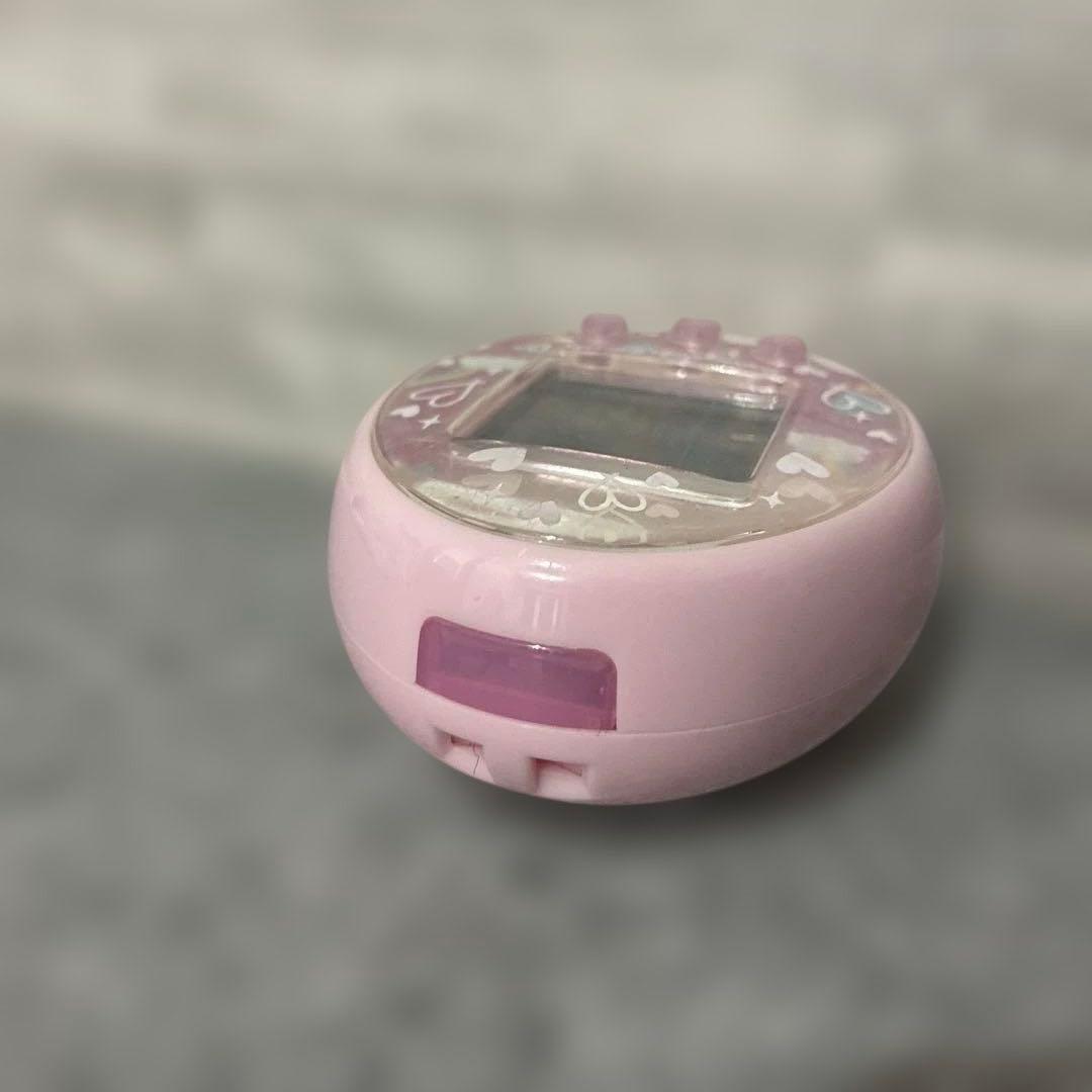 Tamagotchi meets ピンク ハートデザイン