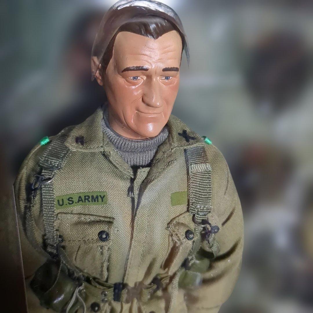 1/6 12インチ サイドショー「ジョン・ウェイン（陸軍特殊部隊大佐版）」