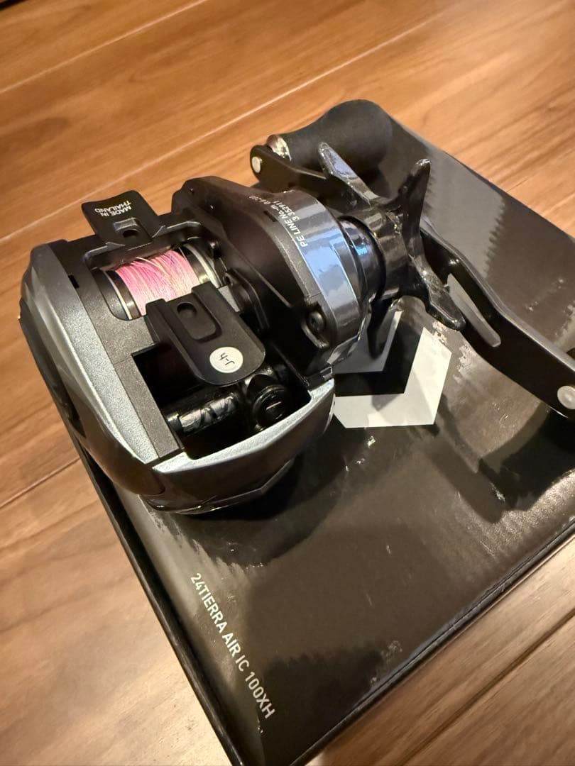 【超美品】DAIWA 24TIERRA AIR IC 100XH