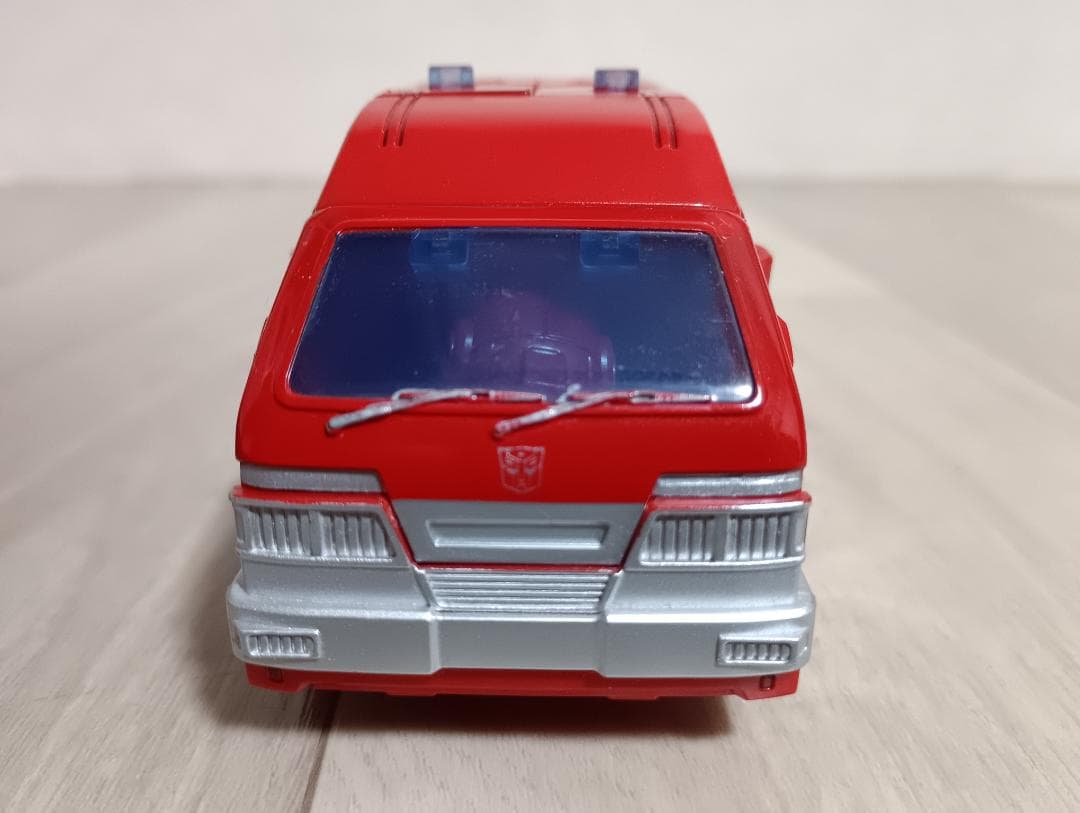 トランスフォーマー　スタジオシリーズ　SS-97　アイアンハイド