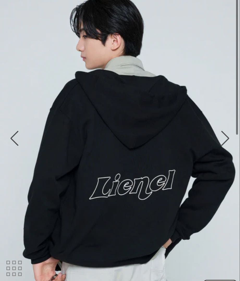 Lienel × JUNRED コラボ限定ロゴ ジップパーカー