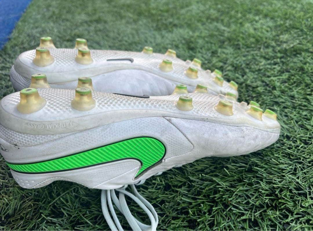 ナイキ ティエンポ レジェンド8 AG-pro 28cm サッカースパイク