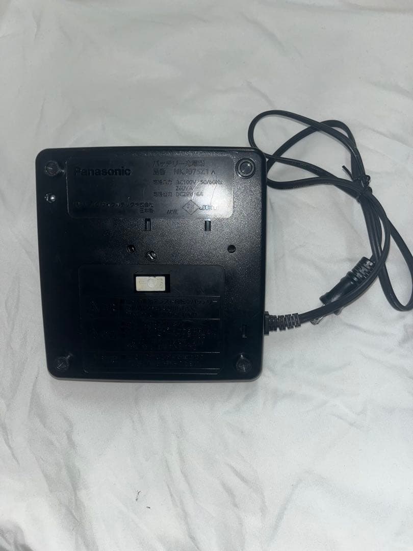 Panasonic 電動自転車用 充電器 NKJ075Z1