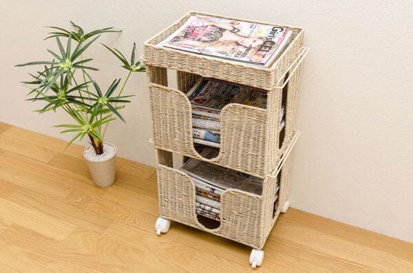 7. ラタン　新聞ストッカー　BR/IV