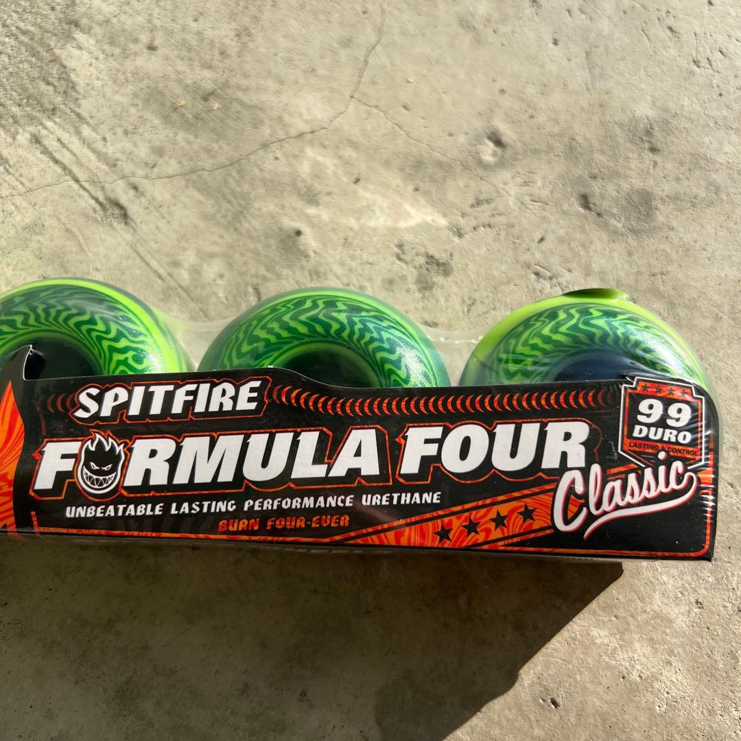 スピットファイア　ウィール　フォーマル4 クラシック　58ミリ