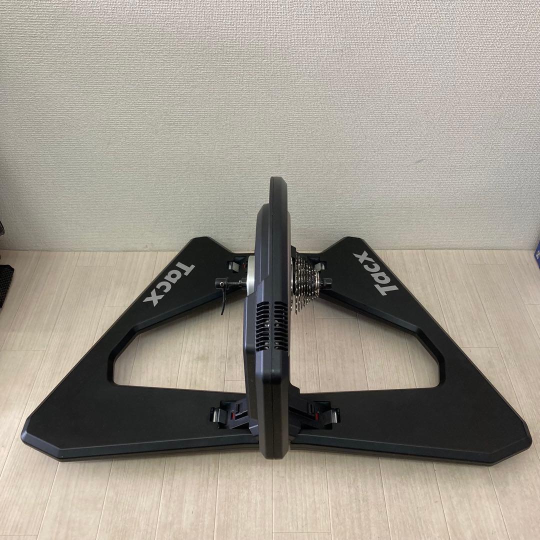 送料無料！Tacx T2800 neo スマートトレーナー ローラー台