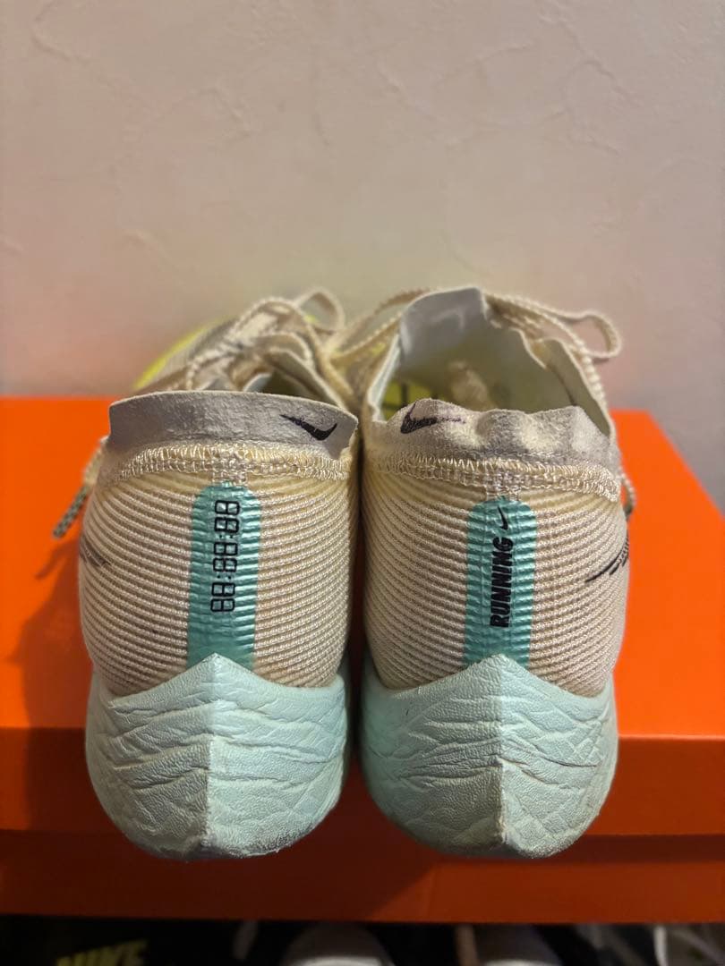 NIKE ヴェイパーフライネクスト%2 24.5