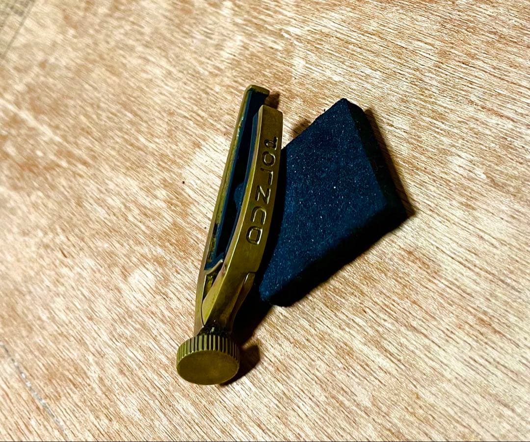 Dunlop製　ビクターカポ　victor capo カポタスト