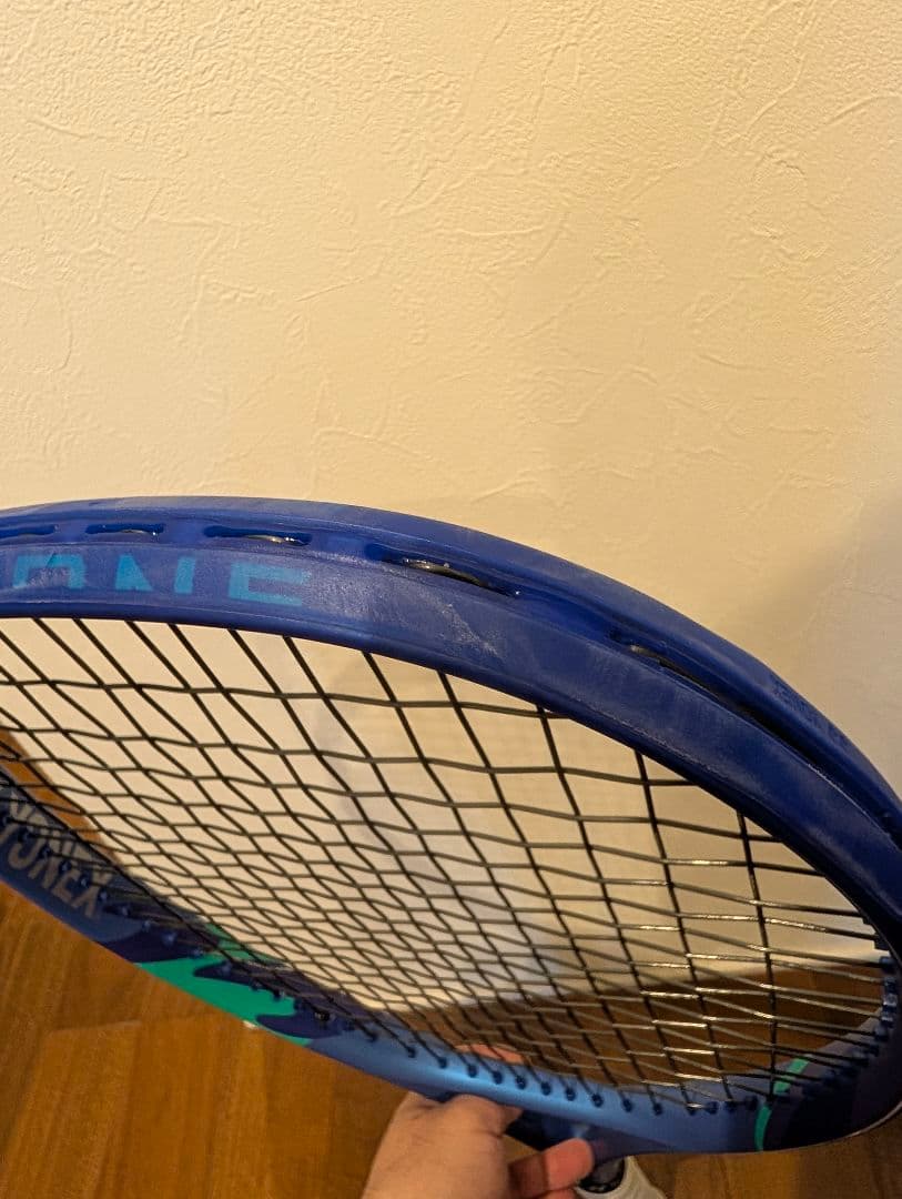 YONEX EZONE 100 テニスラケット G1 2025