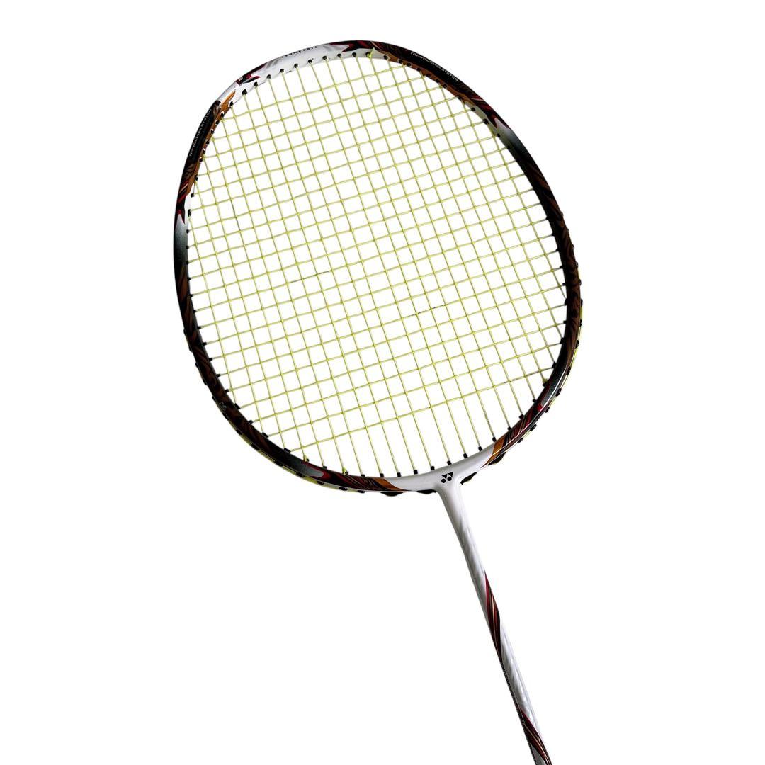 YONEX VOLTRIC 80 3UG5 ヨネックス バドミントン ラケット