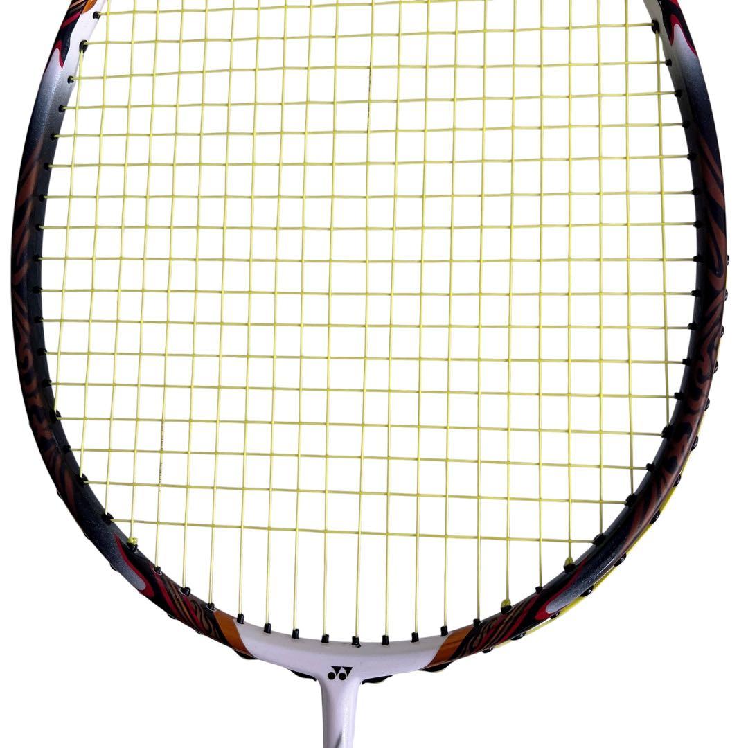 YONEX VOLTRIC 80 3UG5 ヨネックス バドミントン ラケット