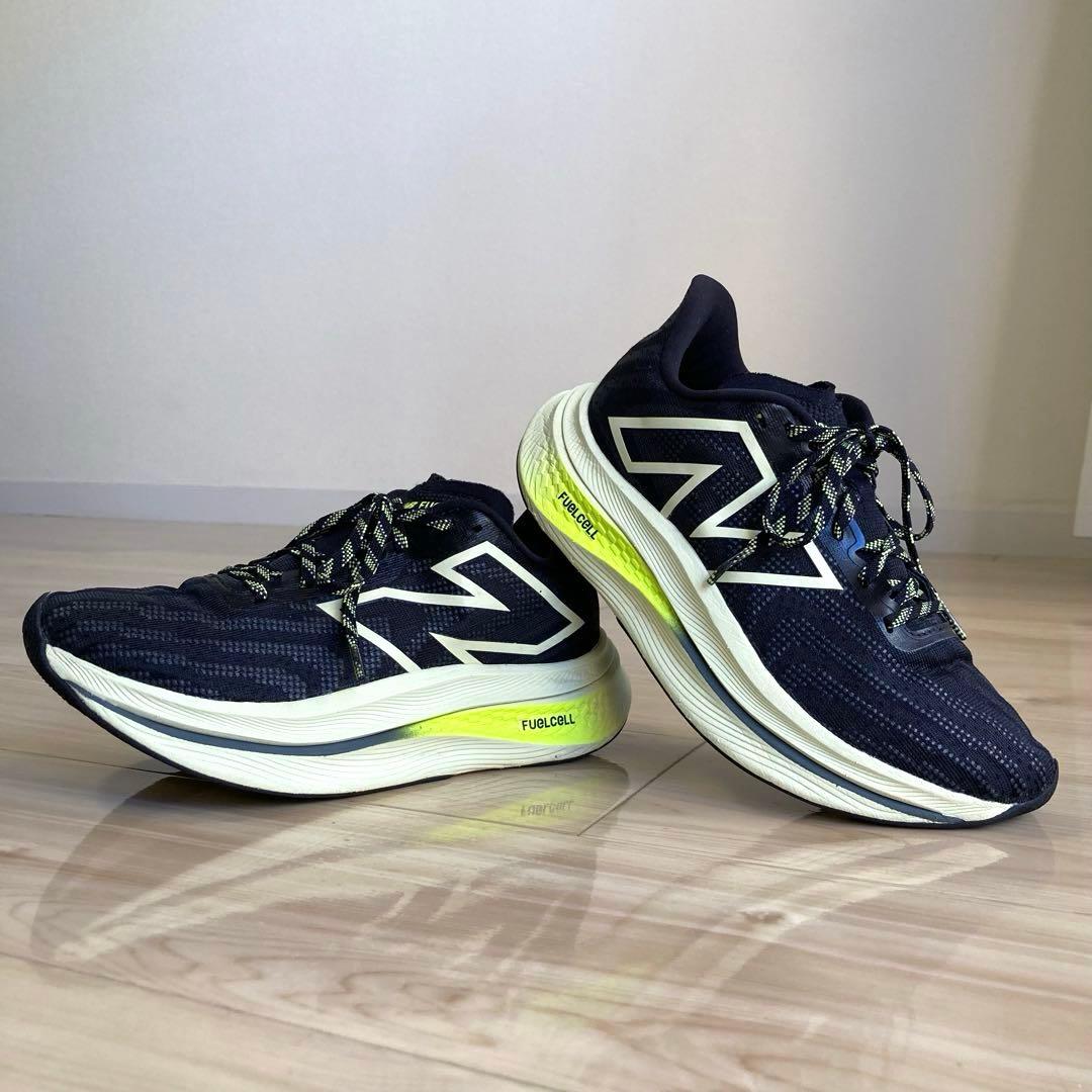 ✨定価24200 円✨FuelCell SuperComp Trainer v2