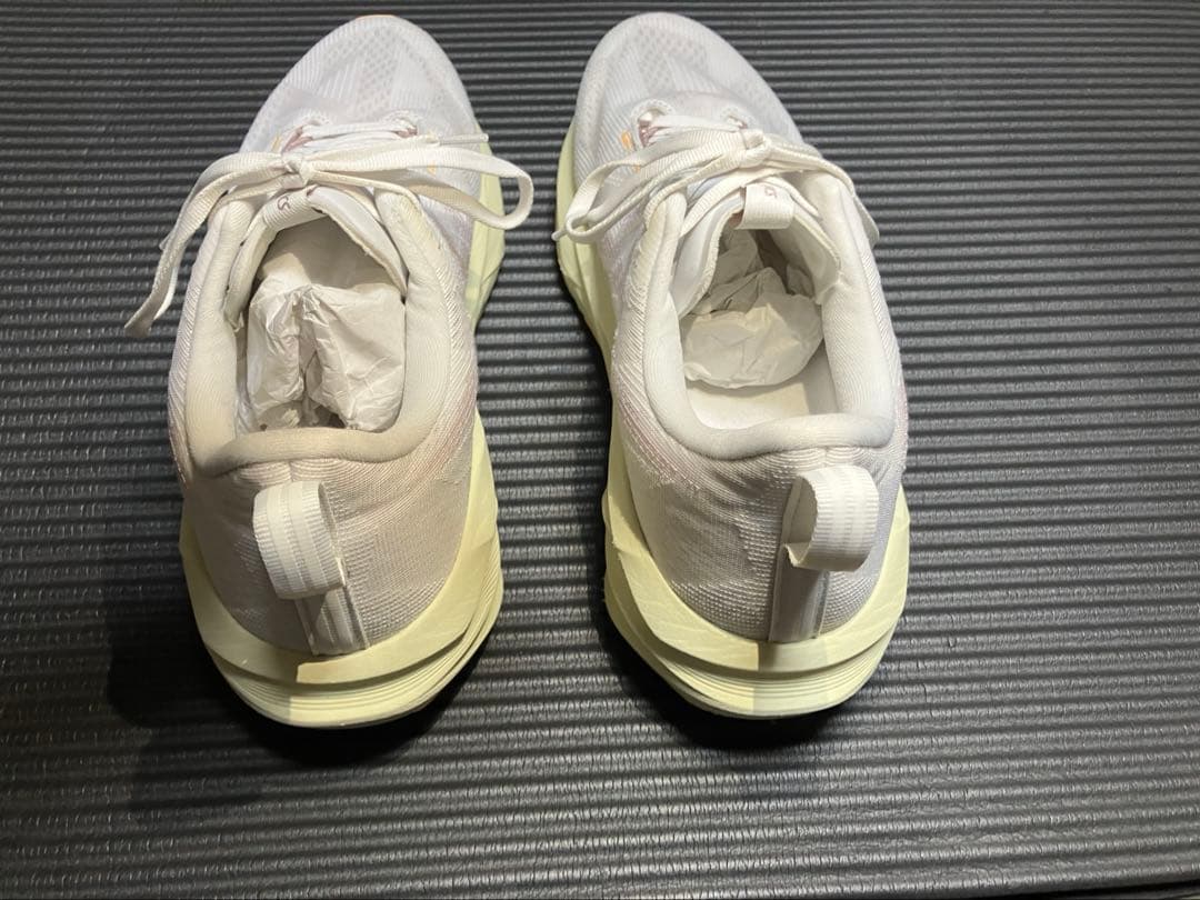 asics アシックス NOVABLAST5 ノヴァブラスト 5 28.0cm