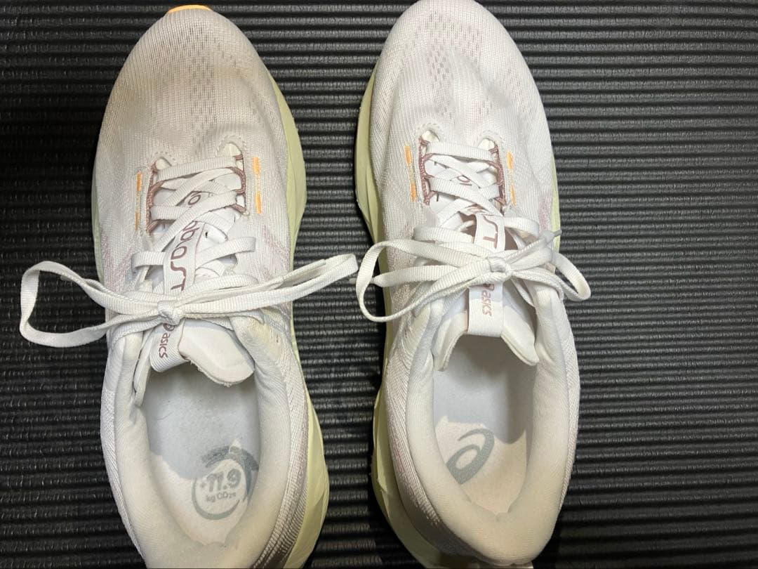 asics アシックス NOVABLAST5 ノヴァブラスト 5 28.0cm