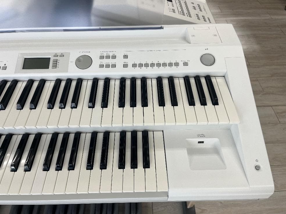 ★85235【エレクトーン】YAMAHA　ELB02　16年製